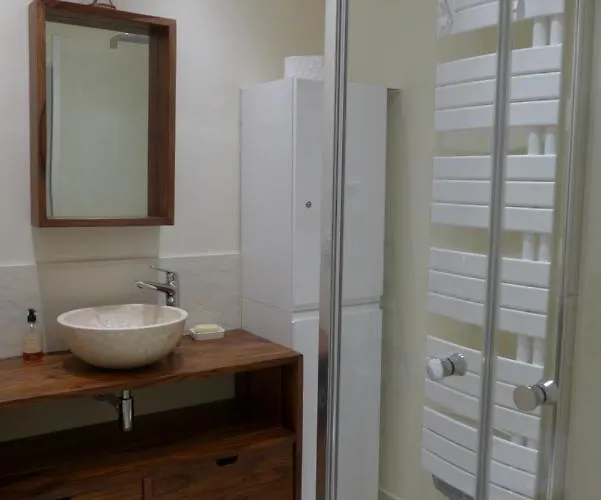 Les Trois Oliviers A Apartman *